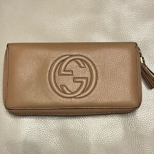 Gucci SoHo Camel-colored Leather Zip-around Wallet